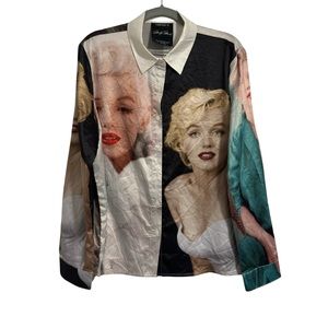 Women’s *NWT* Forever21 Marilyn Monroe Button-up Blouse